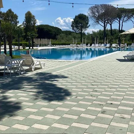 Eden 111, Perla Resort, Bay Of Lalzi 别墅 *