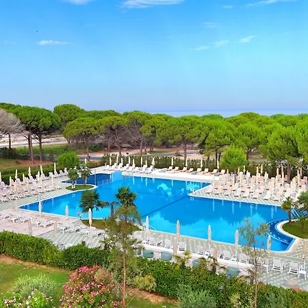 Eden 111, Perla Resort, Bay Of Lalzi 别墅 *