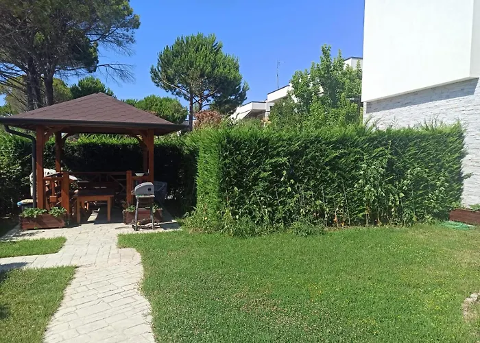 Eden 111, Perla Resort, Bay Of Lalzi